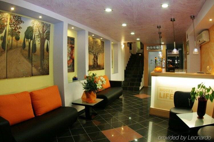 Life Hotel