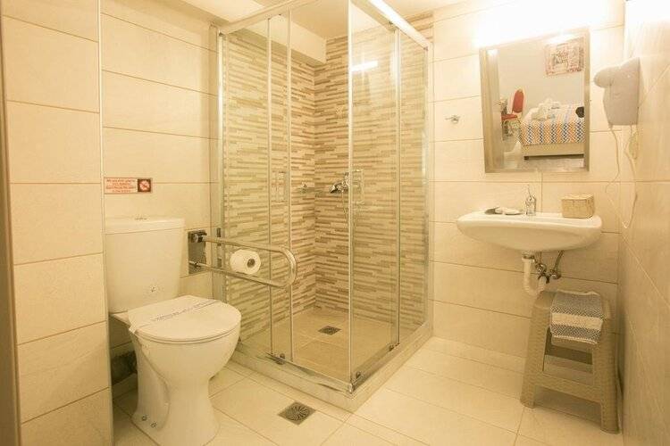 Life Hotel