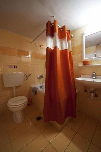 Life Hotel