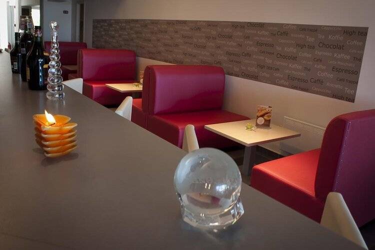 Life Hotel