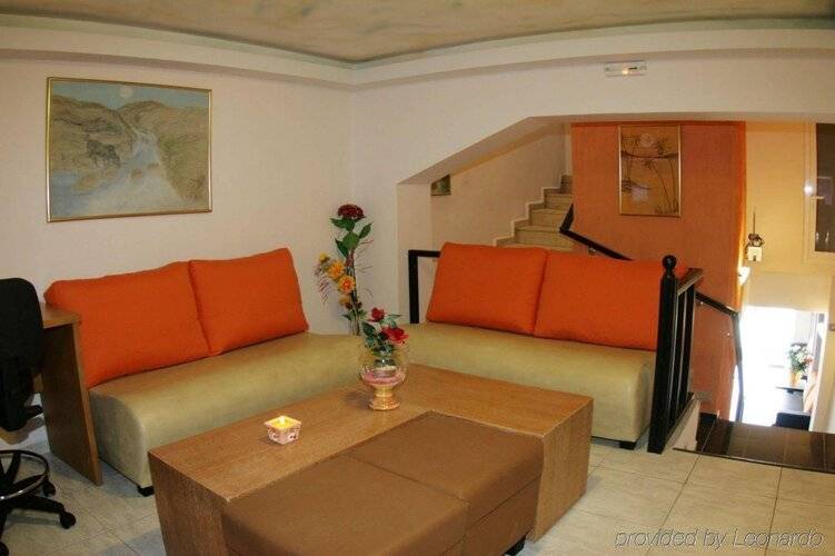 Life Hotel