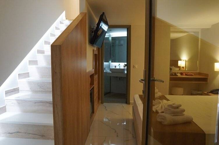Marvel Deluxe Rooms