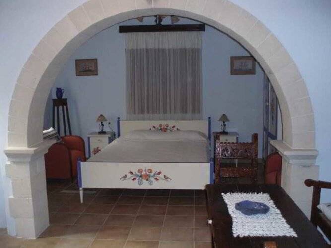 Pasiphae Hotel