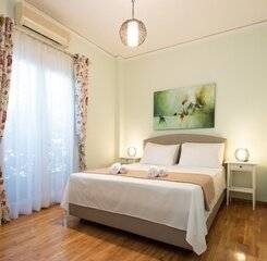 $item['hotel']['name']