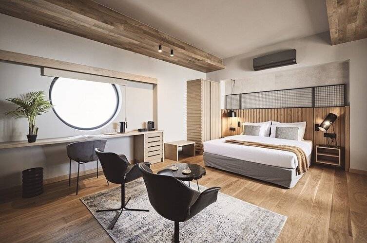 O2 Suites Glyfada