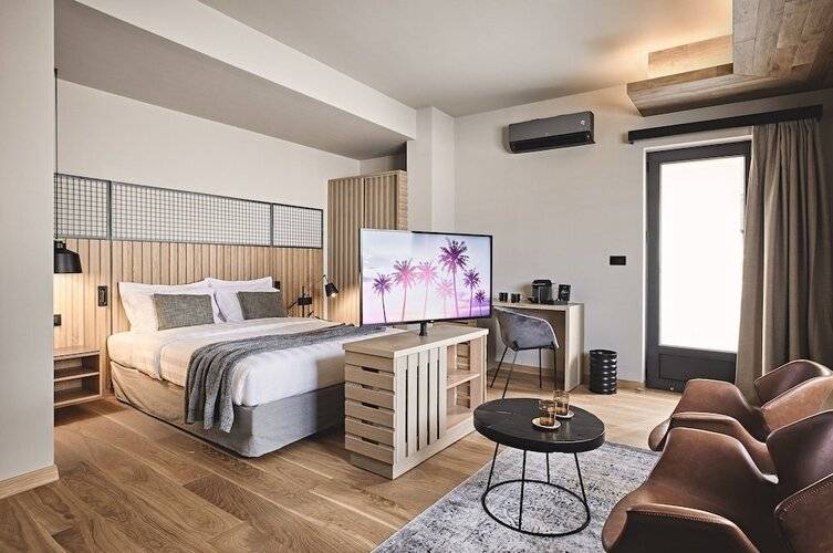 O2 Suites Glyfada