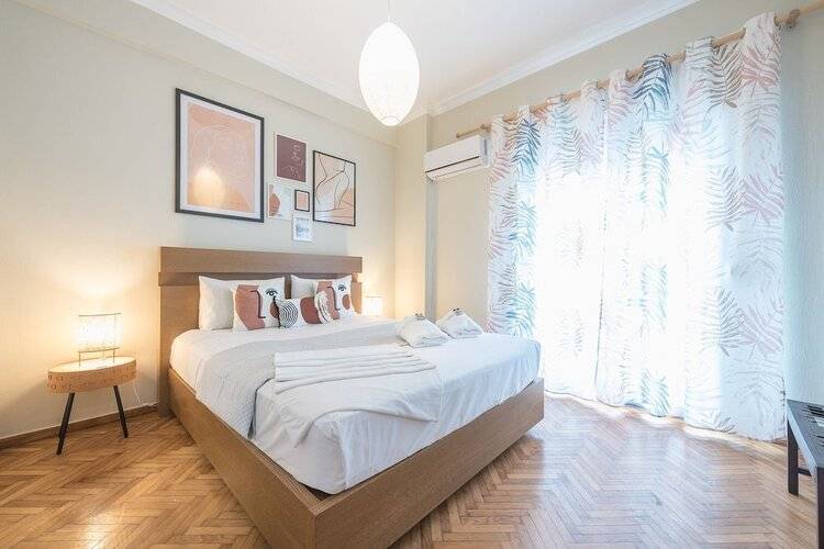 Supreme Suite With Balcony By Cloudkeys