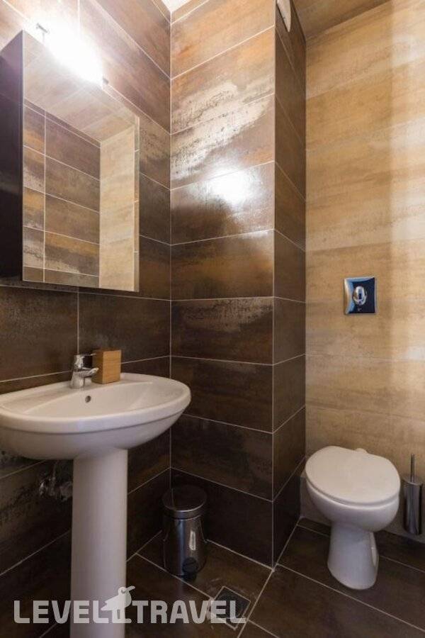 фотографии отеля Upstreet Stylish & Spacious 2bd Apt-Thiseio в Греция(Афины) - фото №6