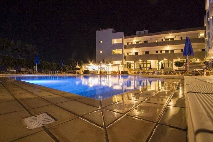 Christina Beach Hotel