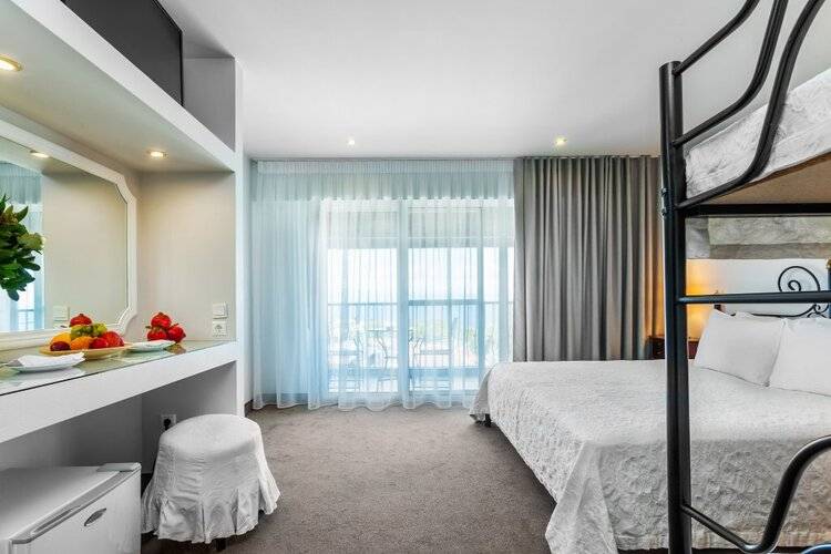 Kriopigi Hotel