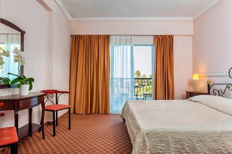 Kriopigi Hotel