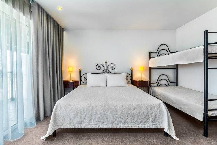Kriopigi Hotel