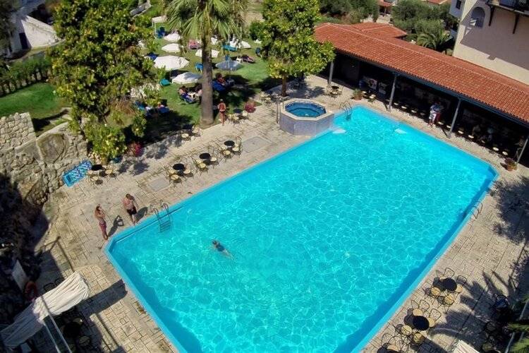 Kriopigi Hotel