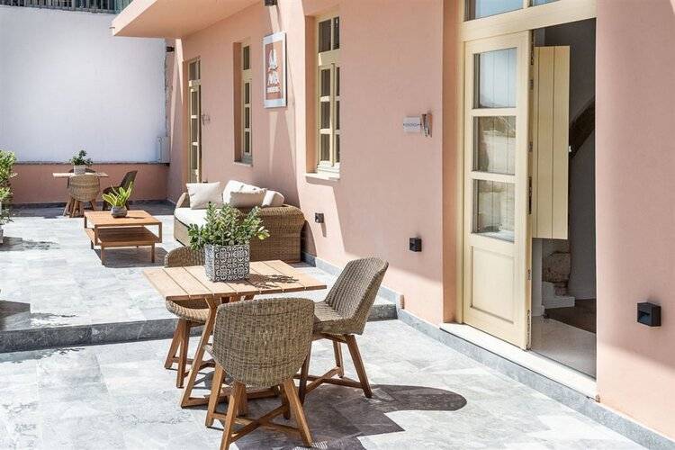Avra Apartments Kolymbari Harbour