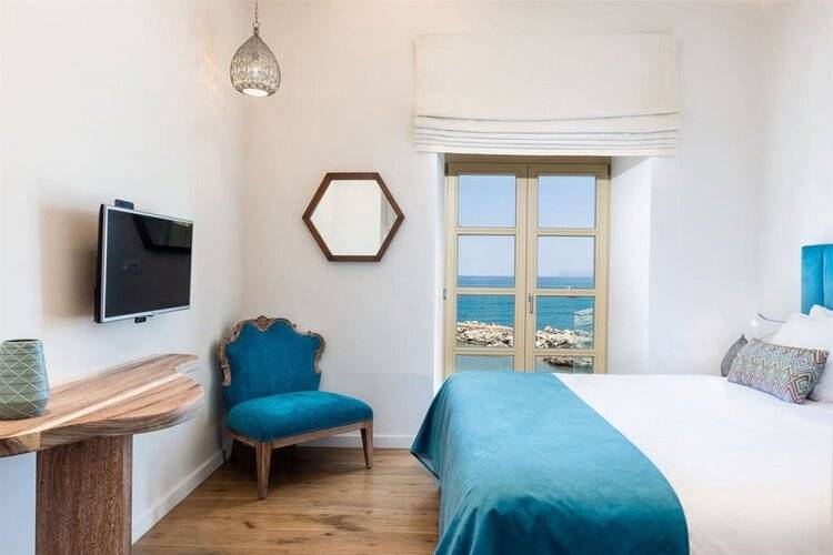 Avra Apartments Kolymbari Harbour