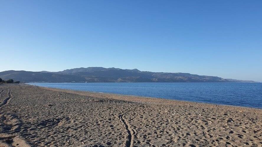 Odos Oneiron Tavronitis Bay