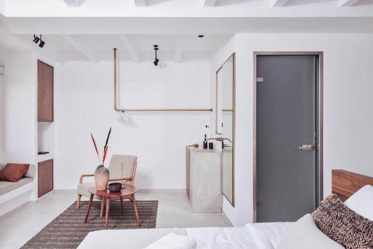 Ikaros Suites