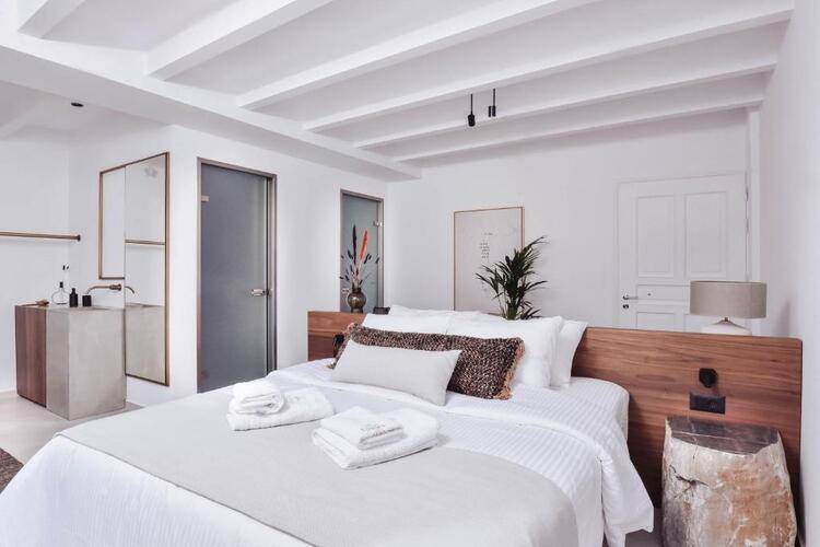 Ikaros Suites