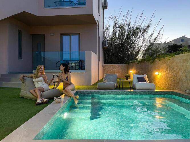 Aegean Breeze Apartments