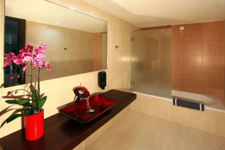 Eurohotel Katrin Suites (Adults Only 18+)