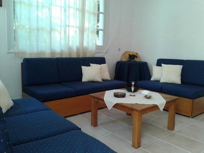Remi Studios & Apartments