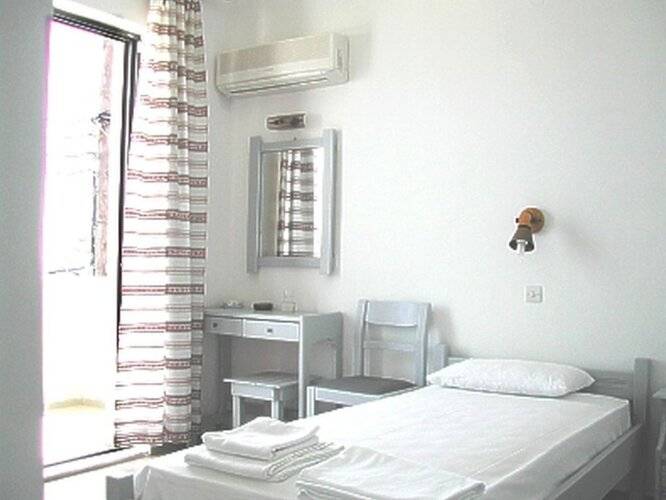 Smaragdine Beach Hotel