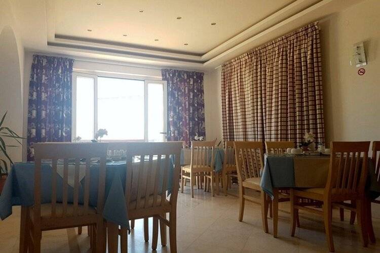 Smaragdine Beach Hotel