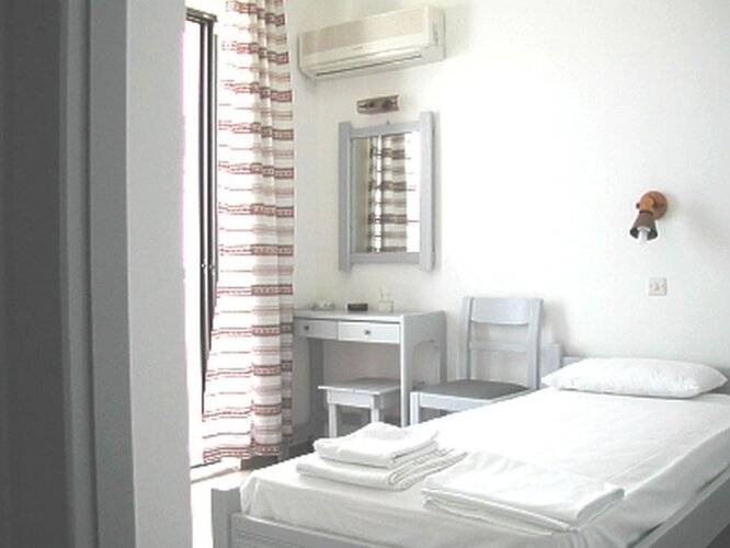 Smaragdine Beach Hotel
