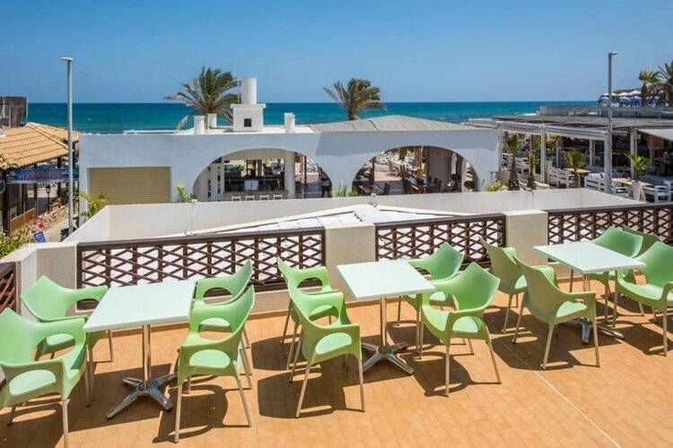 Smaragdine Beach Hotel