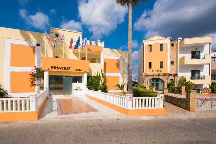 Irida Apartments By Estia