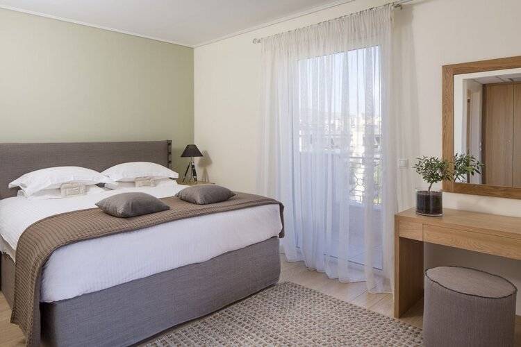 Civitel Attik Rooms & Suites