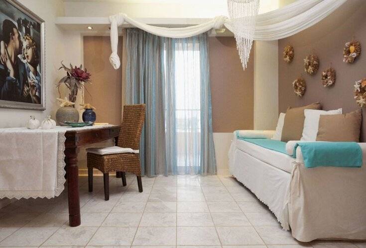Golden Bay Hotel