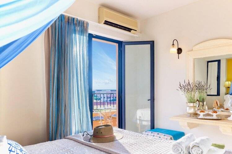 Golden Bay Hotel