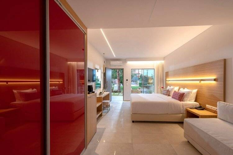 High Beach Hotel