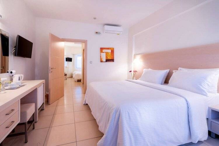 High Beach Hotel