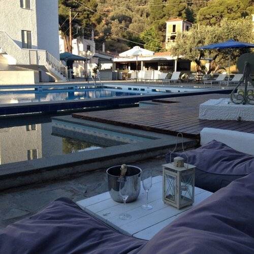 Cascade Holiday Resort