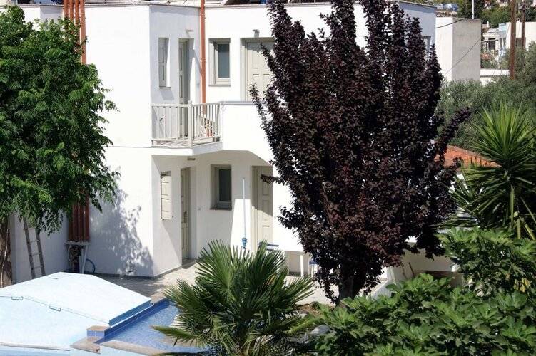 Cascade Holiday Resort