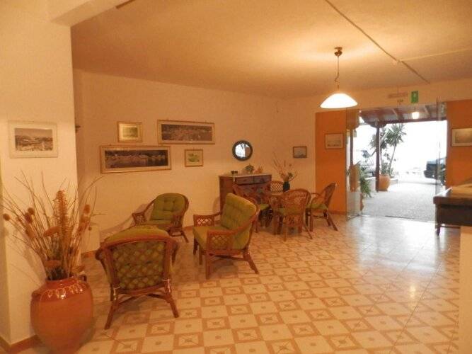 Hotel Apollon