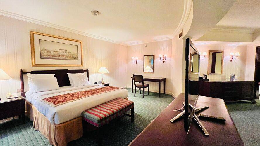 The Bristol Hotel