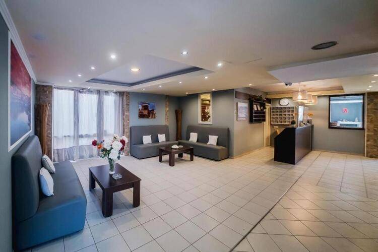 Cloud 9 Hotel Shisha & Cocktail Bar (Adults Only 16+)