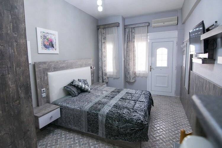Avra Comfort Rooms