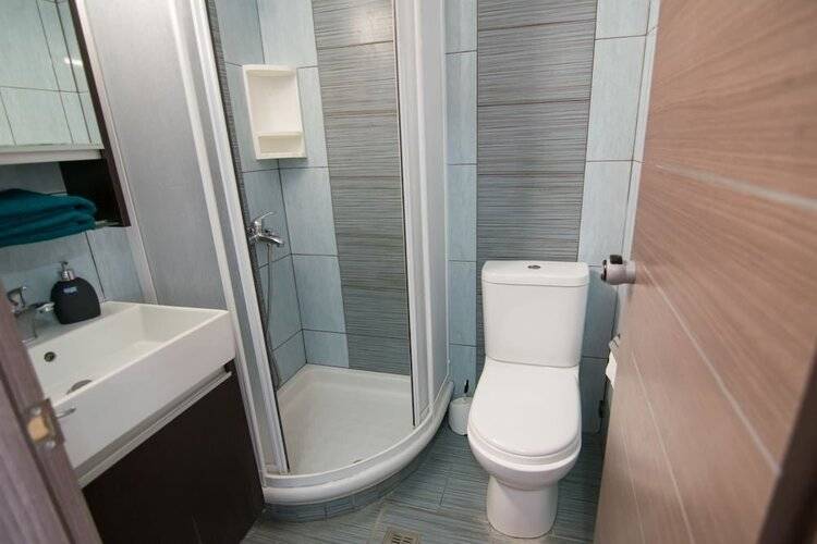 Avra Comfort Rooms- Family