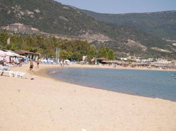 Iraklitsa Sandy Beach