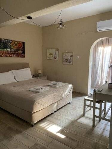 Kasteli Studios & Apartments