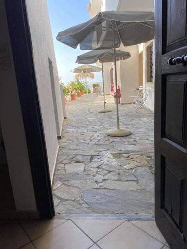 Kasteli Studios & Apartments