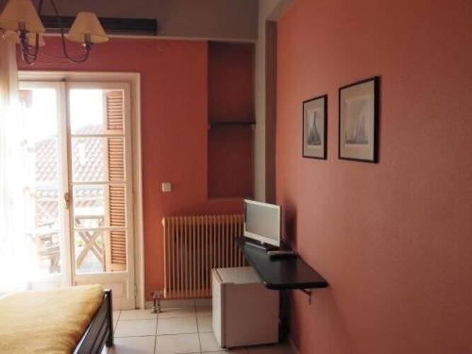 Anesis Hotel