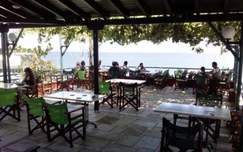 Anesis Hotel