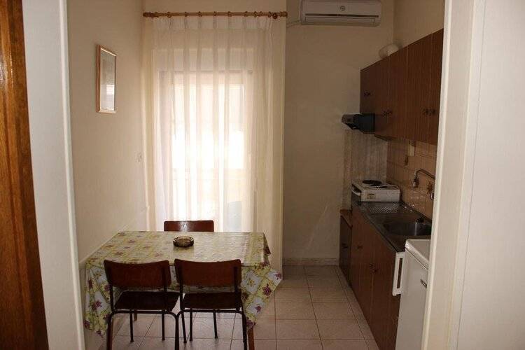 Niki Apartments