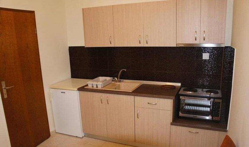 Niki Apartments