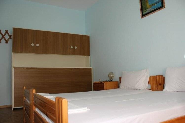 Niki Apartments